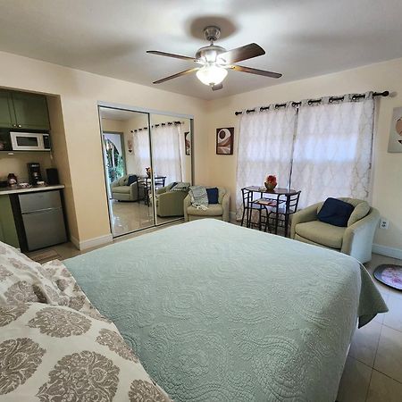 The Green Door Bungalow Naples Luaran gambar