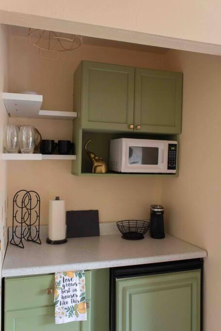 The Green Door Bungalow Naples Luaran gambar
